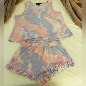 Derek Heart matching tie-dye shorts/tank pj set - size small - good condition